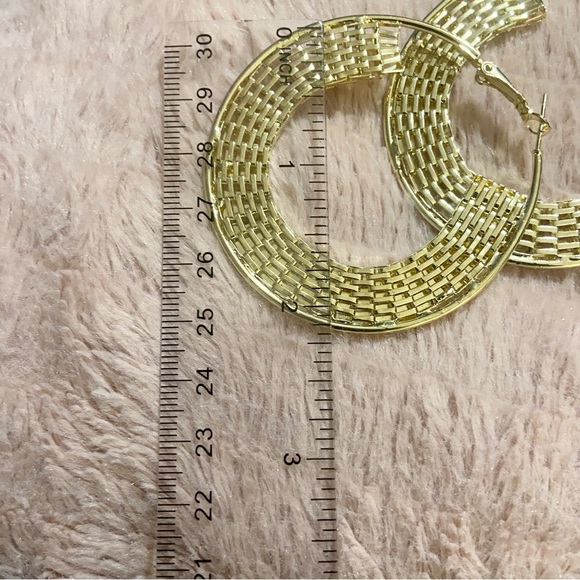 Jewelry Bundle #4 - Picture 5 of 8